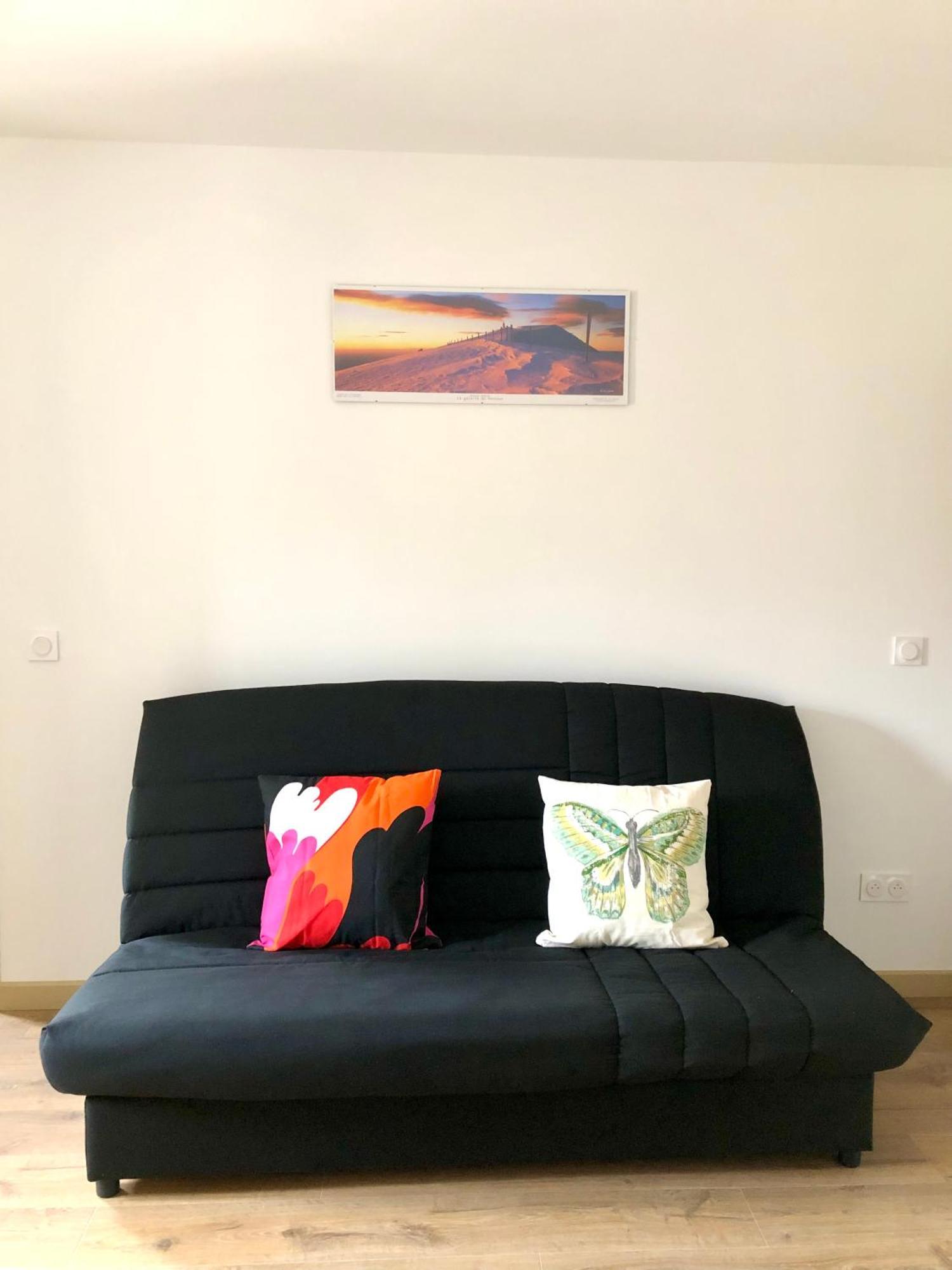 Logement Neuf, Tout Confort, Au Coeur Du Village Saint Didier  Buitenkant foto