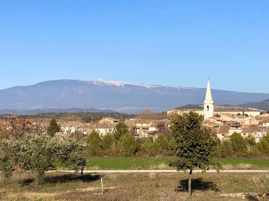 Logement Neuf, Tout Confort, Au Coeur Du Village Saint Didier  Buitenkant foto