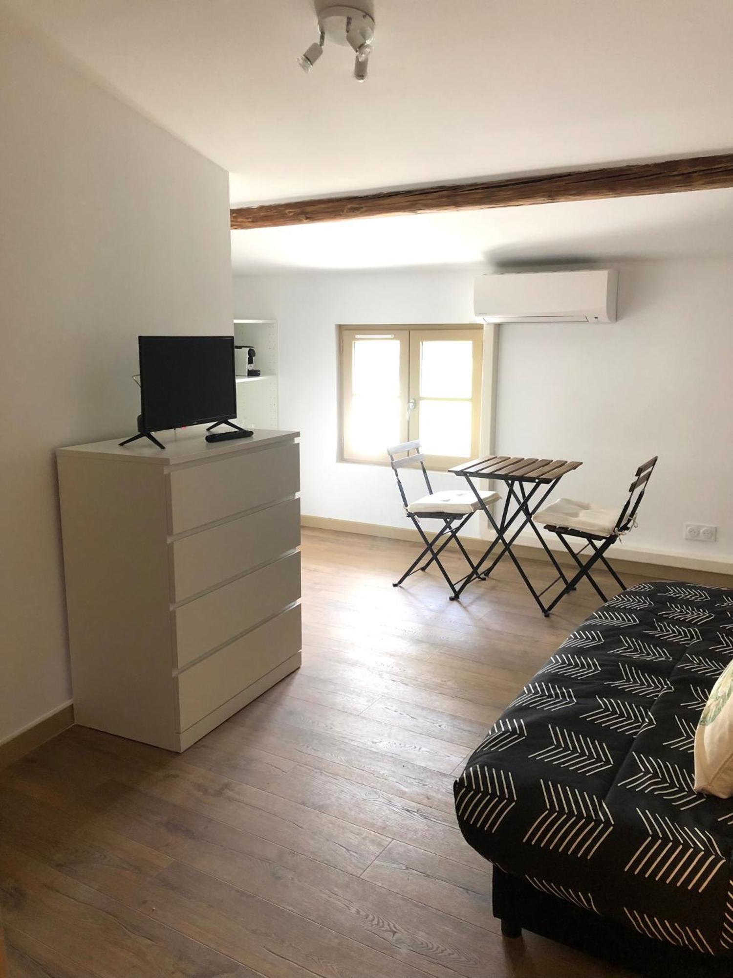 Logement Neuf, Tout Confort, Au Coeur Du Village Saint Didier  Buitenkant foto