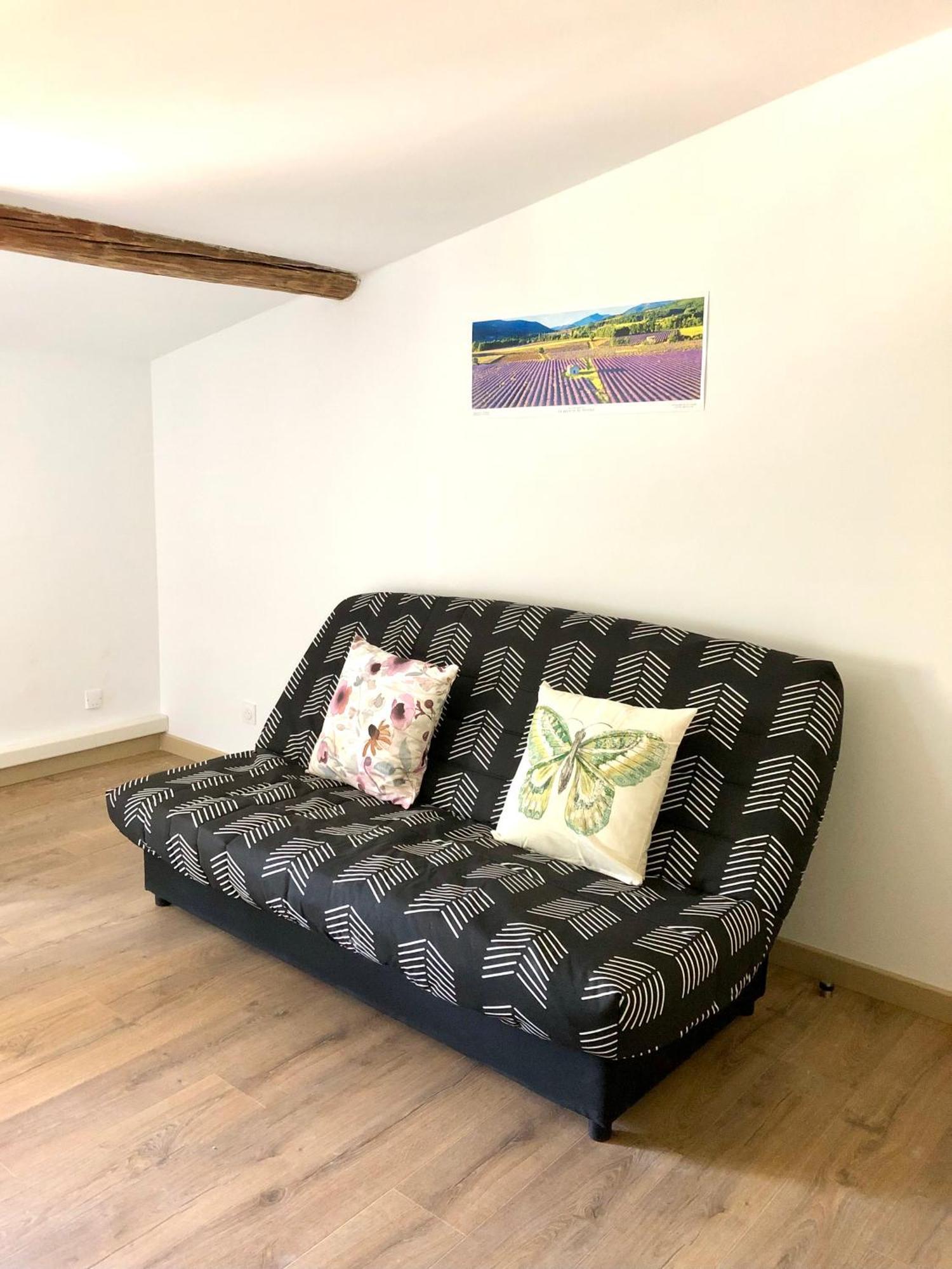 Logement Neuf, Tout Confort, Au Coeur Du Village Saint Didier  Buitenkant foto